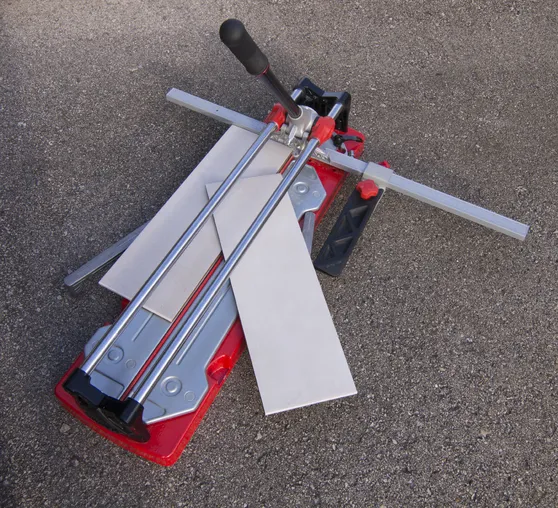 TR-600 MAGNET with case 24"