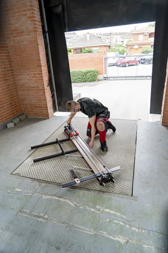 HIT-1200 PLUS without case 48"