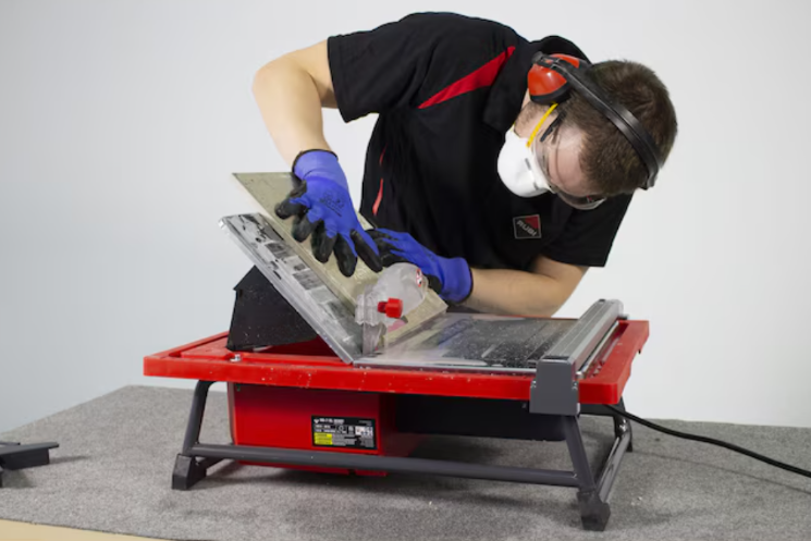 RUBI 4.8 -Amp 7-in -Blade Tabletop Tile Saw