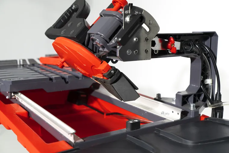 DT-7" MAX (10amps) 24" - 7" blade incl.