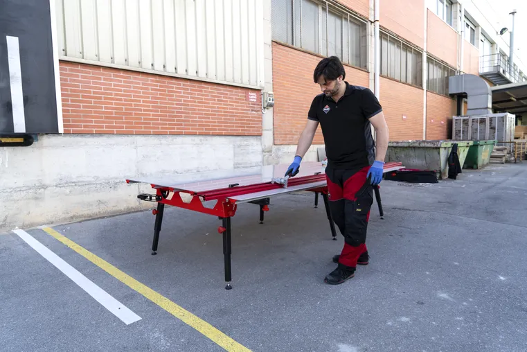 SLAB TABLE VERSA-TILE