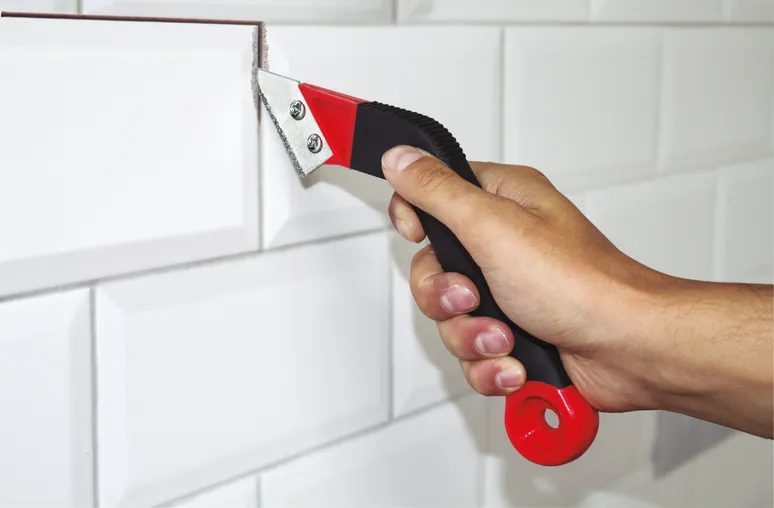 Hand grout scraper